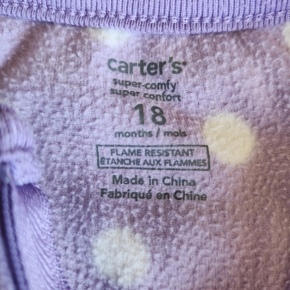 Carter's sleeper with feet - Picture 5 of 5
